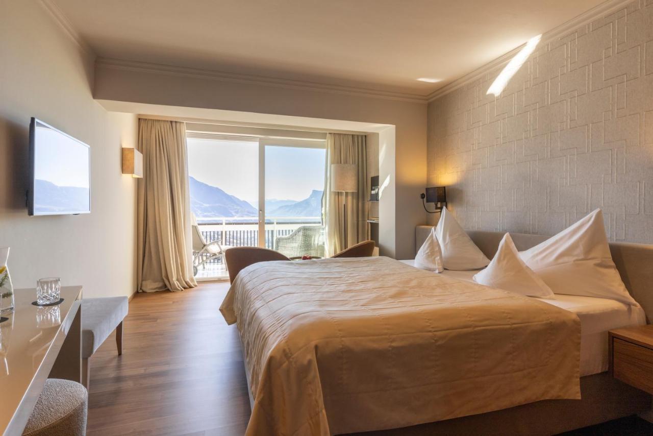 Hotel Patrizia Tirolo Esterno foto