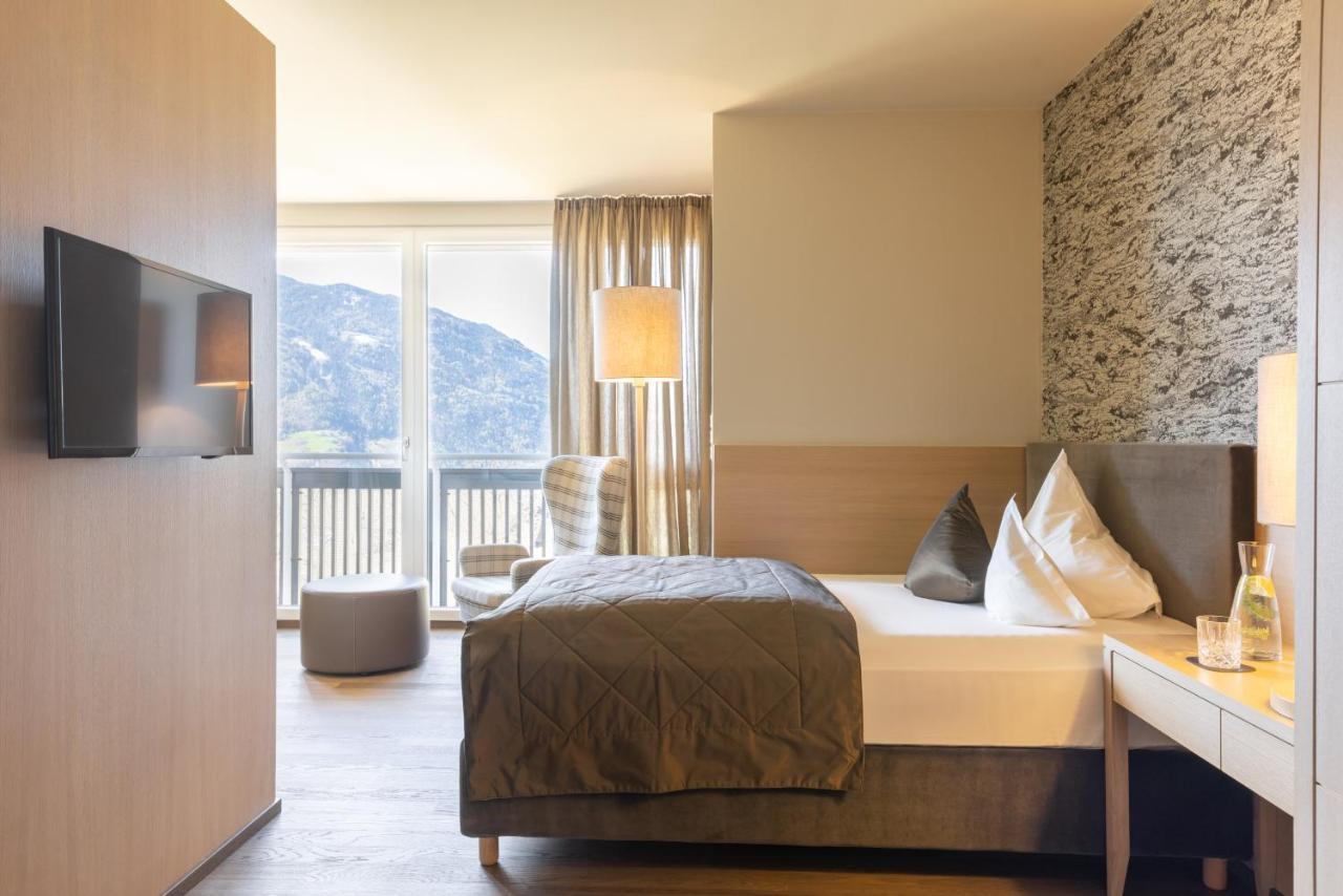 Hotel Patrizia Tirolo Esterno foto