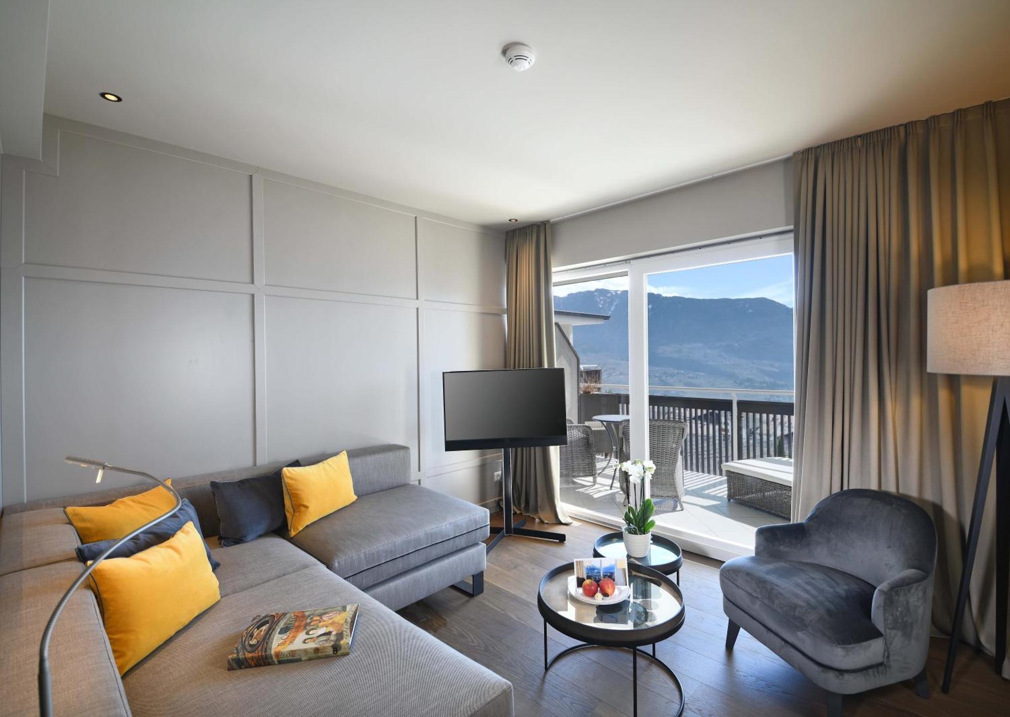 Hotel Patrizia Tirolo Esterno foto